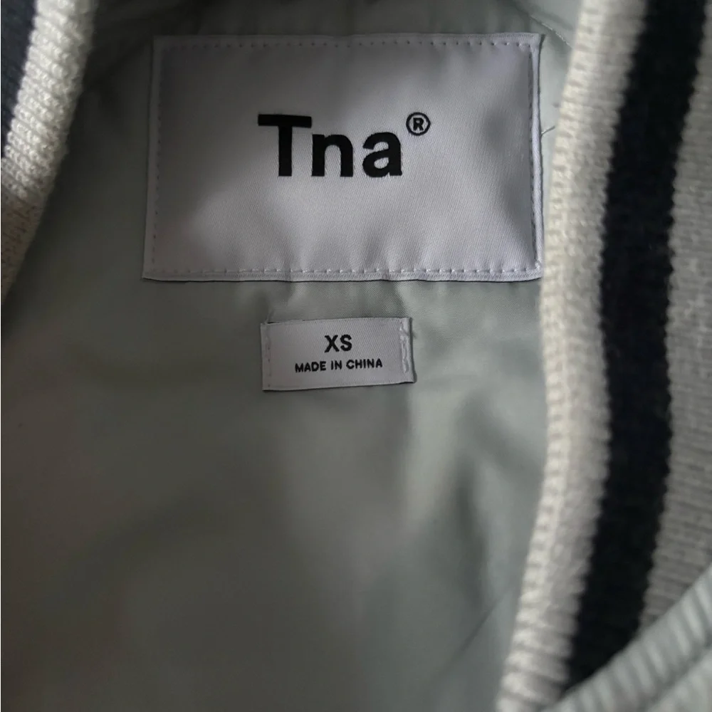 Tna XS Jacket - Picture 1 of 2